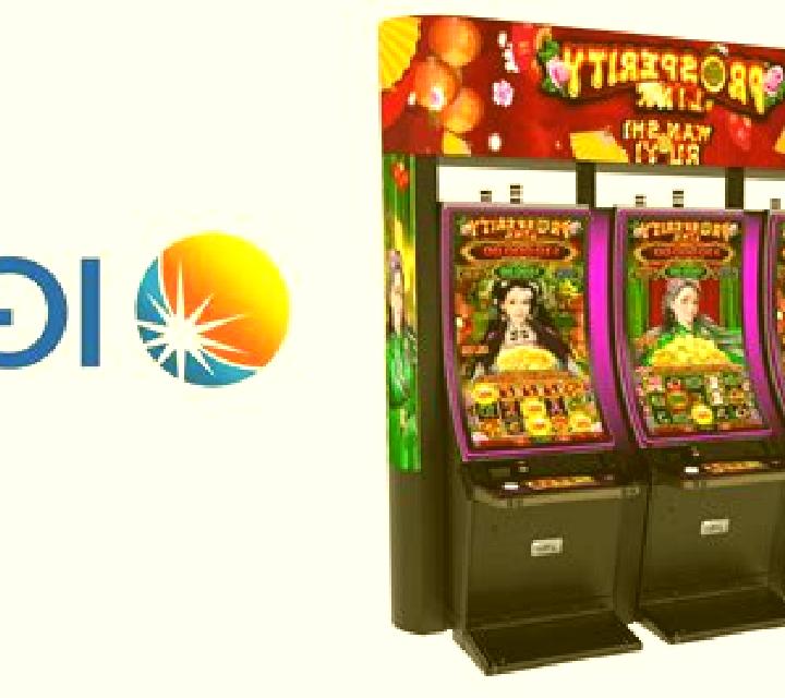 Expanding Fireworks slot machine