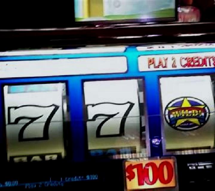 Express 100 slot machine