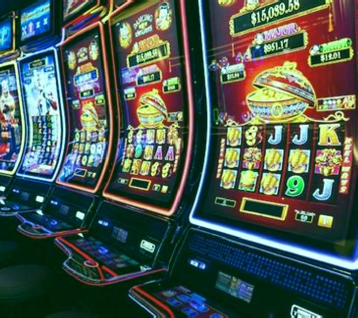 Face Up 21 Blackjack slot machine