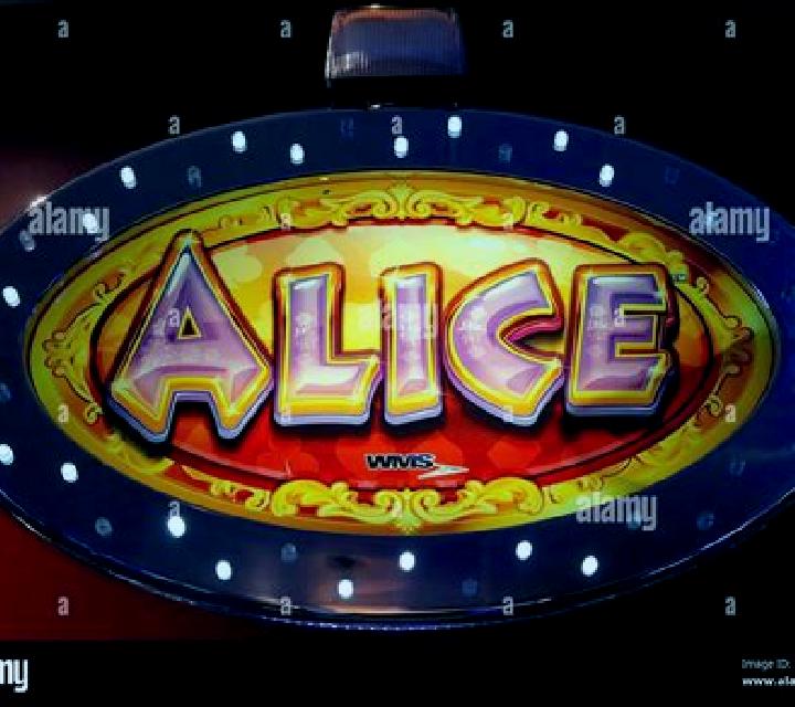 Fancy Alice slot game