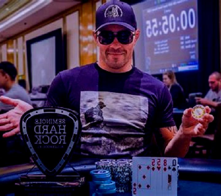 Fight The Poker online slot