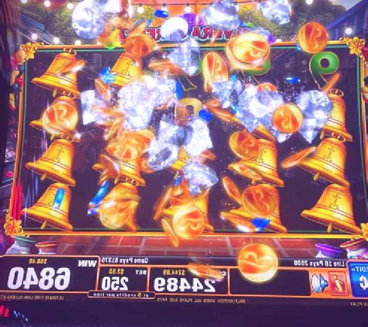 Fireball Link: Cash Up slot game