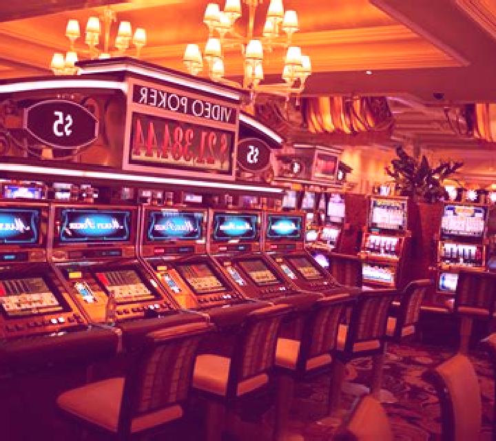 Five Star Luxury slot machine
