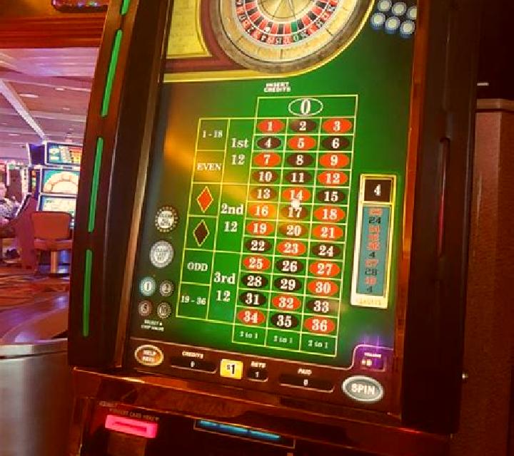 Flame Roulette slot machine