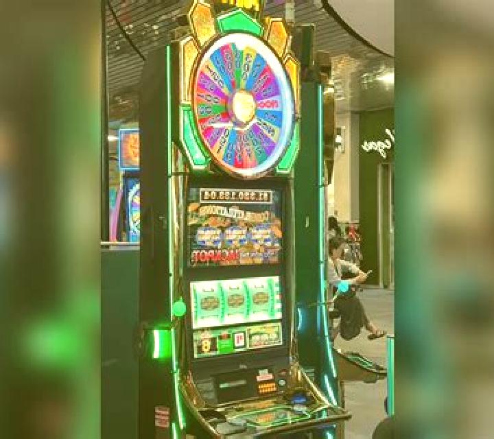 Fonsi Nieto Deluxe Racing Life slot machine