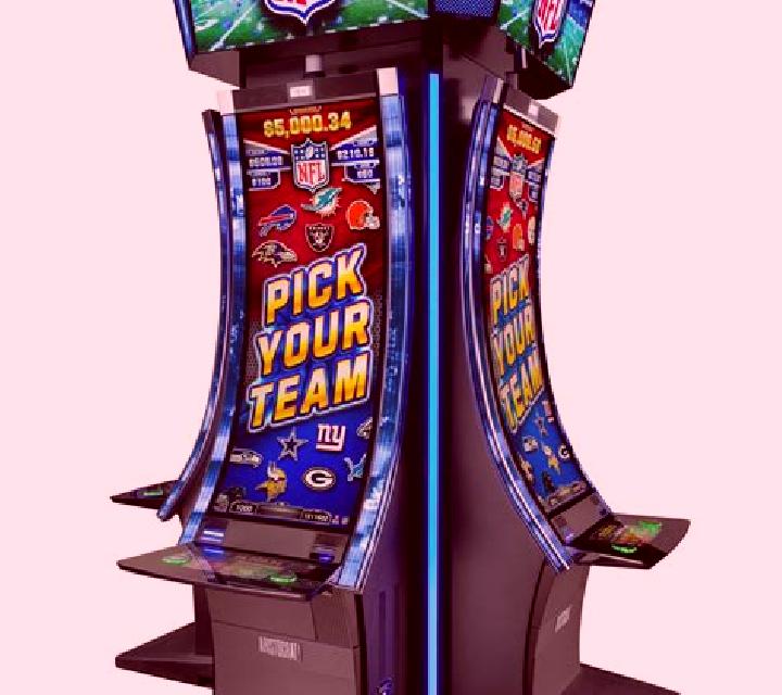 Football Ultimate Champions King slot machine