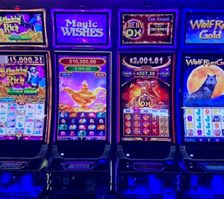 Fortune Breakers Chapter One slot machine
