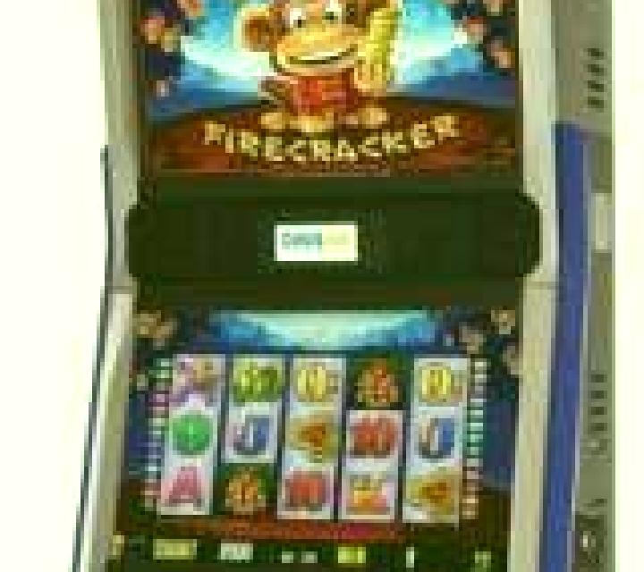 Fortune Firecracker slot machine