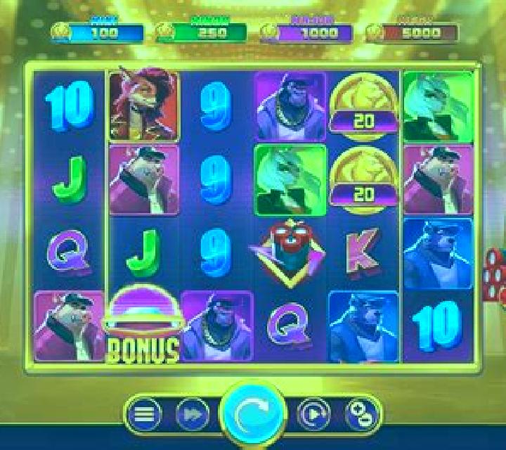 Fortune Llama Hyper Heist slot game