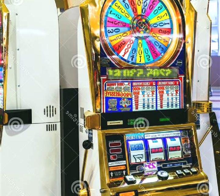 Fortune Spinner slot machine