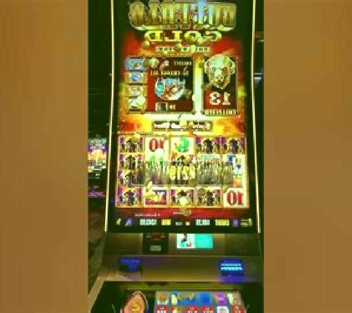 Fossil Gold Collection slot machine
