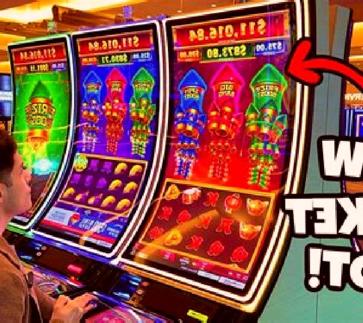 Frog Rocket slot machine