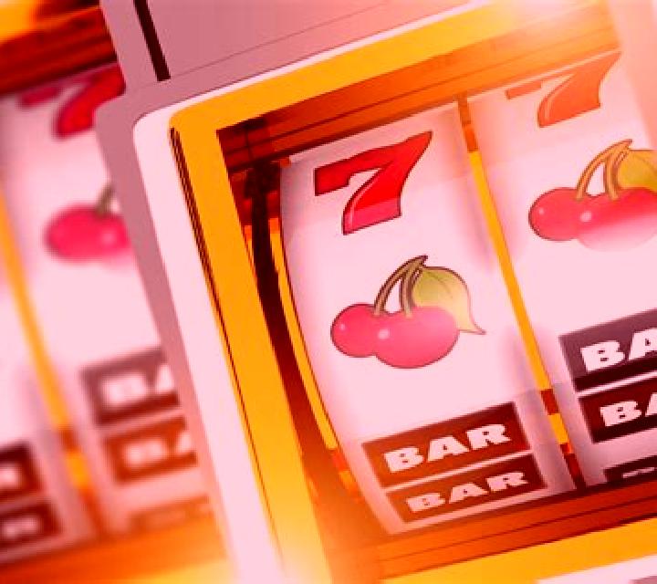 Fruit and Nut slot machine