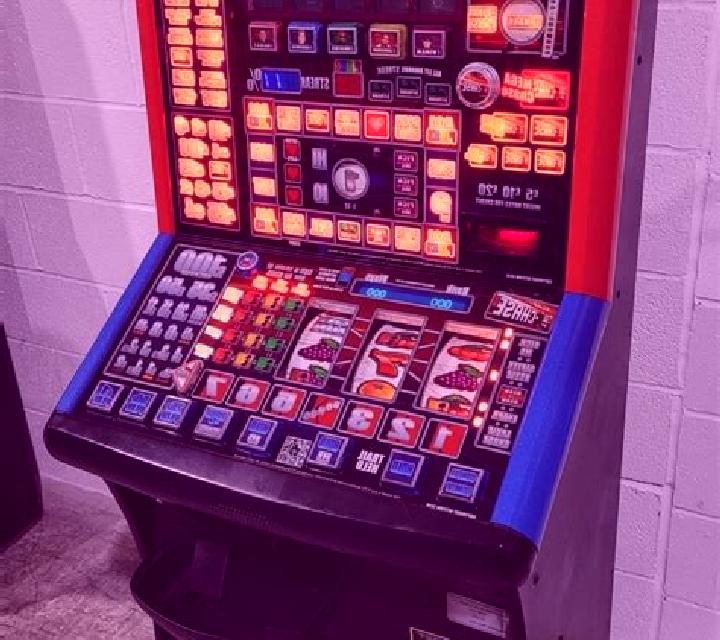 Fruit Cocktail Coin Chase slot machine