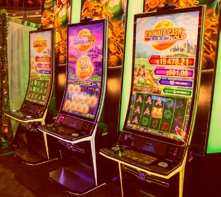 Fruit Queen (Novomatic) slot machine