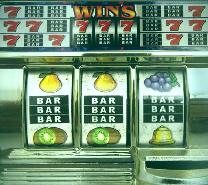 Fruit Reel slot machine