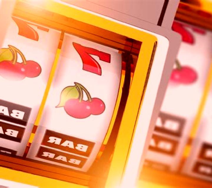Fruitrays slot machine