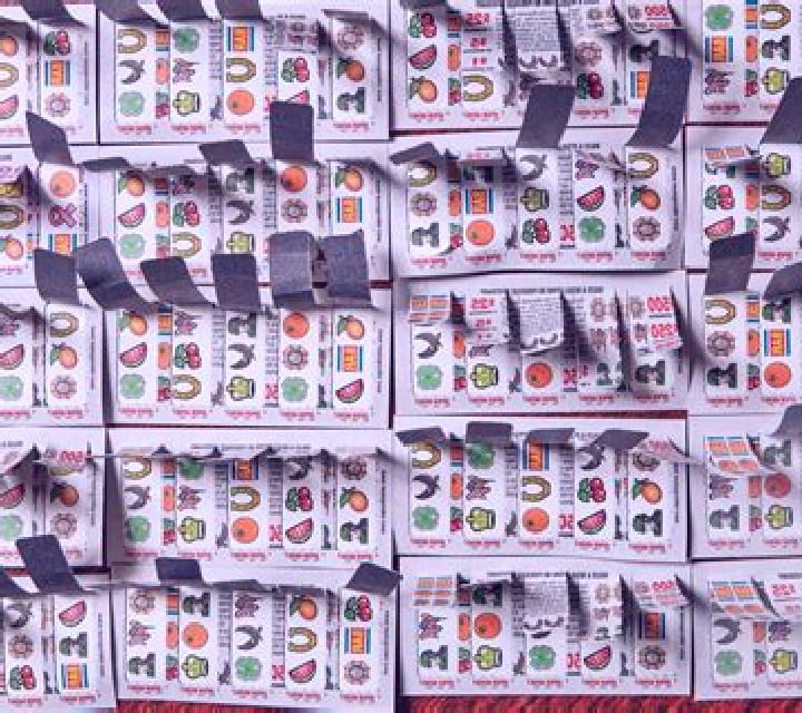 Fruits Bar Pull Tabs online slot