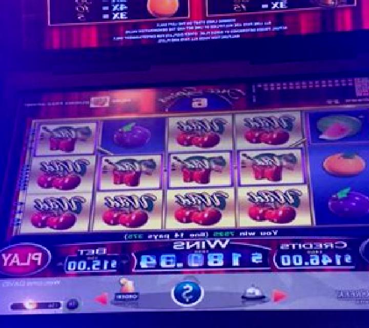 Fruits Gone Wild slot machine