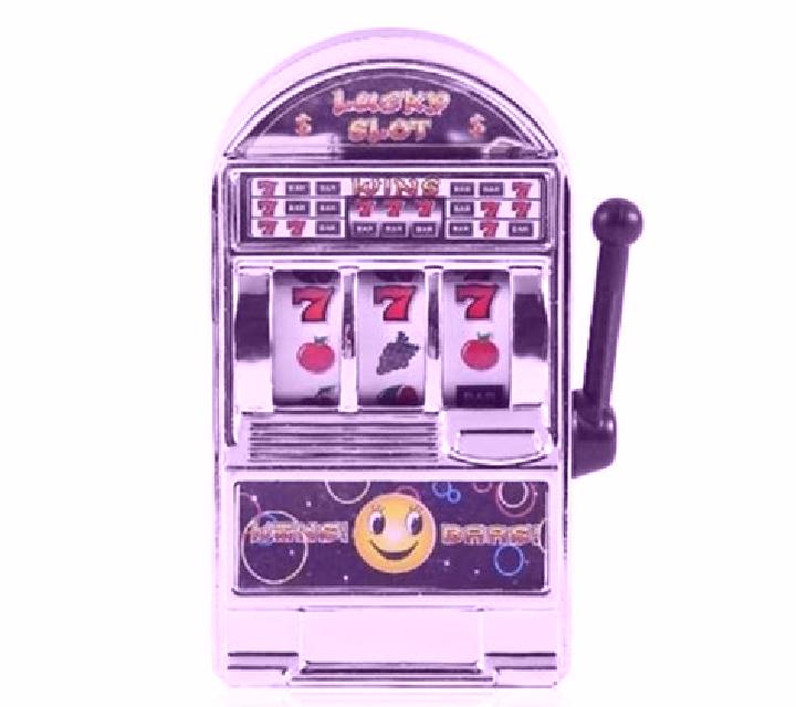 Funny Faces (9) slot machine
