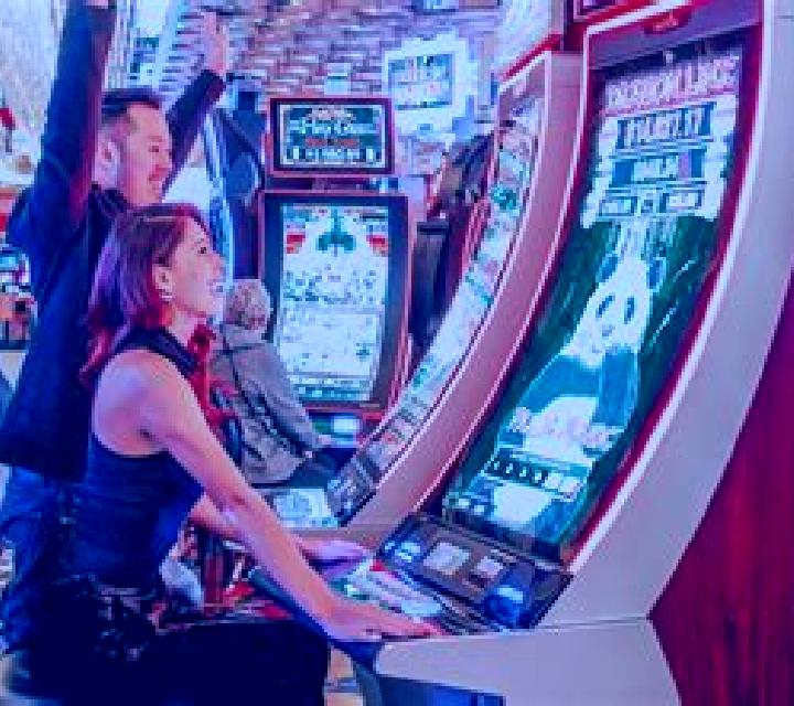Game 2000 online slot