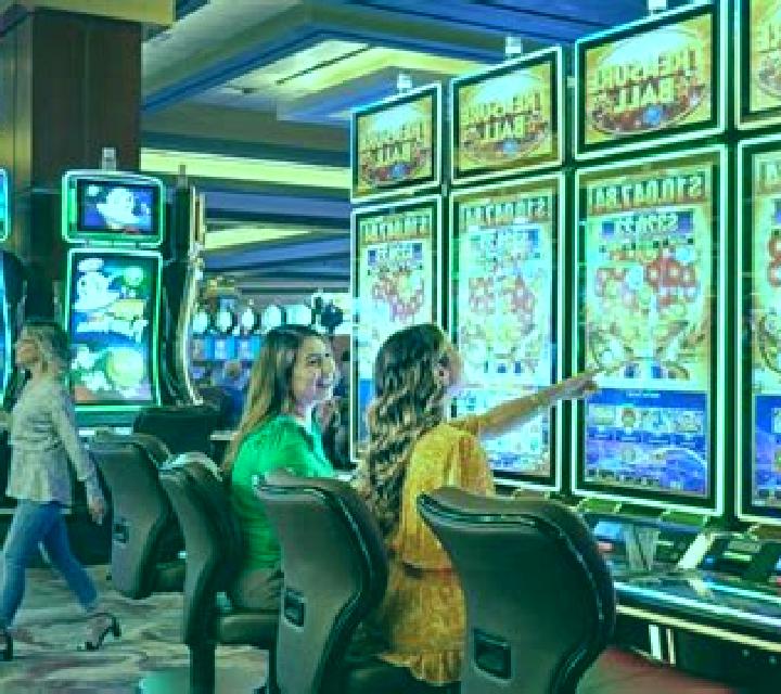 Gem Links: Cluster Win slot machine