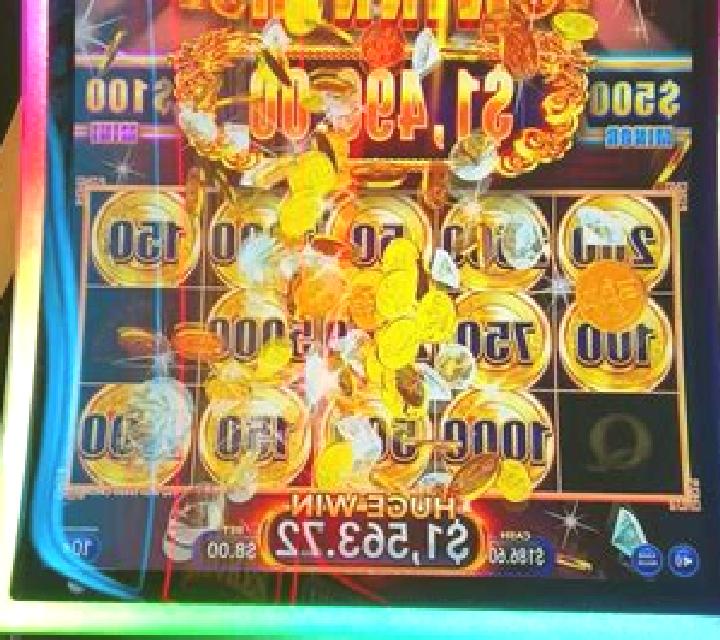 Genie’s 3 Wishes Hold and Spin slot