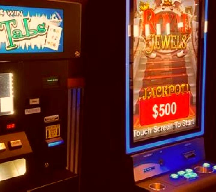 Ghost of Zeus (Pull Tabs) online slot