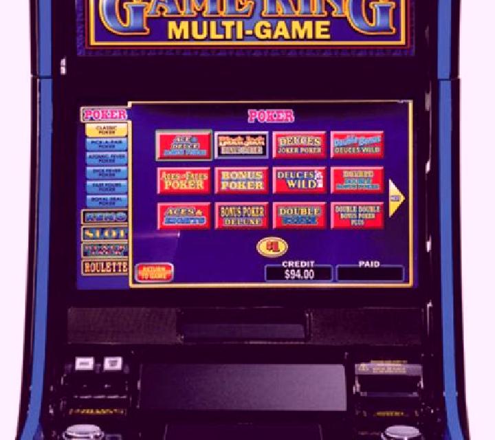 Giant King slot machine