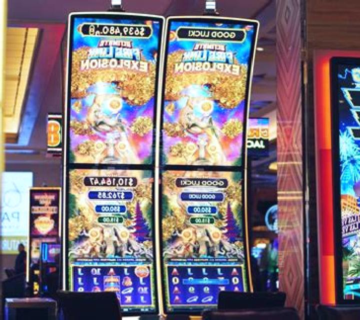 Gift Explosion slot machine