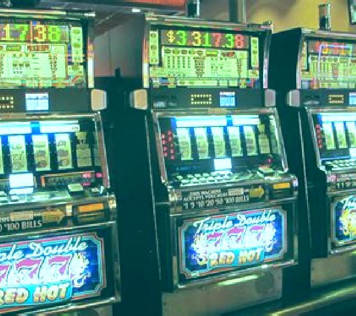 Global 12 Numbers slot game