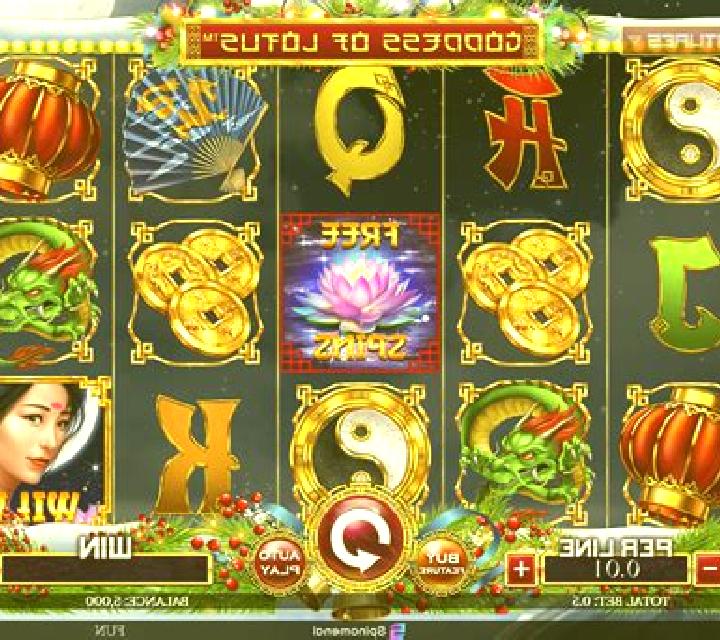 Goddess of Lotus Christmas Edition slot game