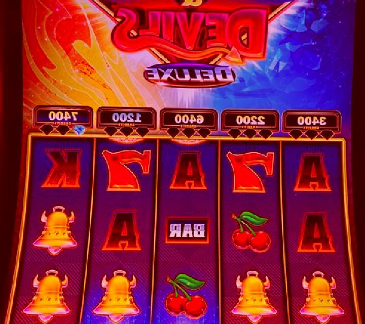 Gods Vs Diamonds slot machine