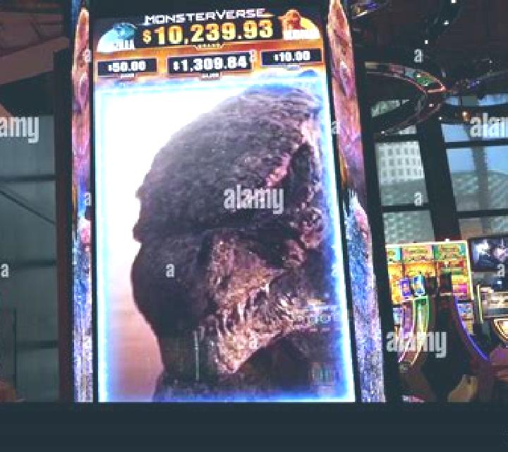 Godzilla vs King Kong slot game