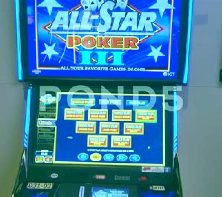 Gold Poker slot machine