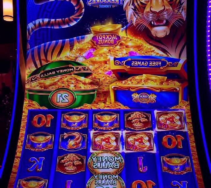 Gold Tiger Ascent slot machine