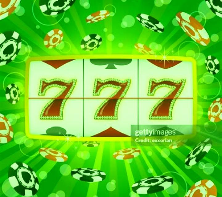 Golden 7 (Green Tube) slot game