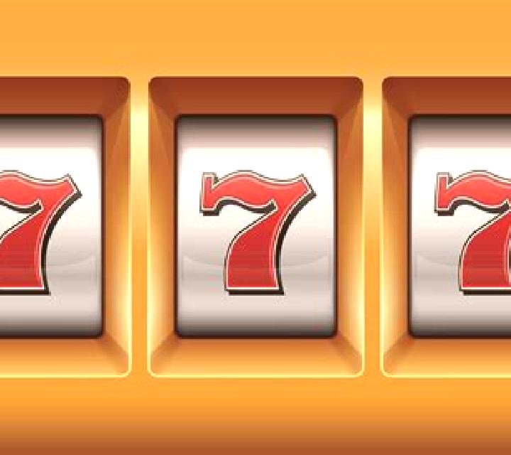 Golden 777 slot machine