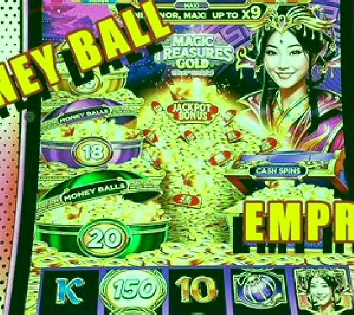 Golden Balls slot machine