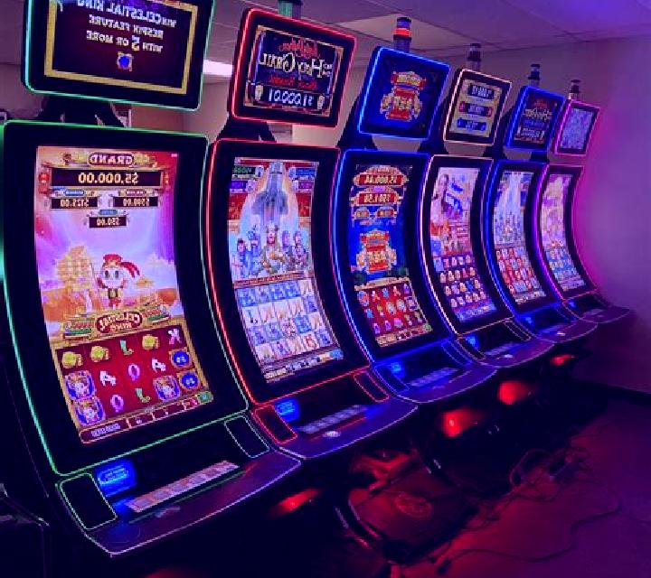 Golden Chase Booster Bar slot machine