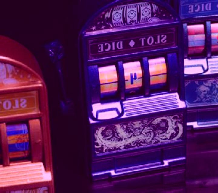Golden Crown Extreme Dice slot machine