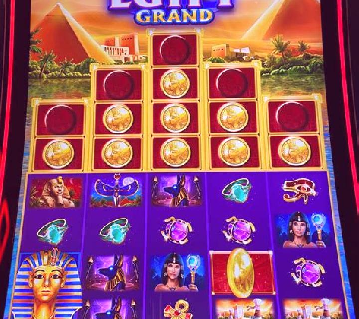 Golden Egypt (Octavian Gaming) slot machine