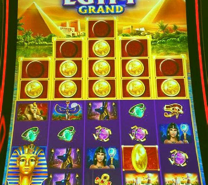 Golden Egypt (Panga Games) slot game