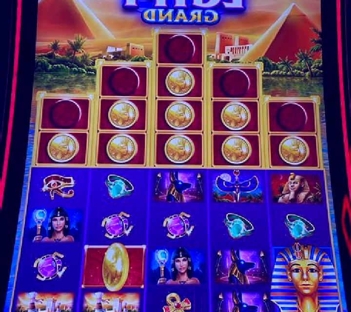 Golden Egypt slot machine