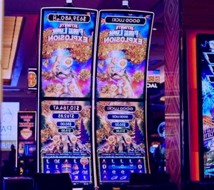 Golden Explosion slot machine