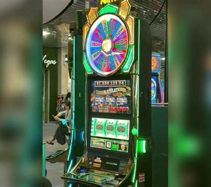 Golden Flower Of Life slot machine