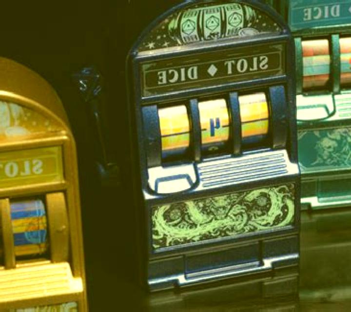 Golden Gate Dice slot machine