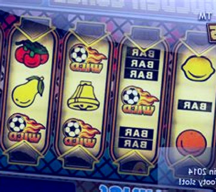 Golden Goals slot machine