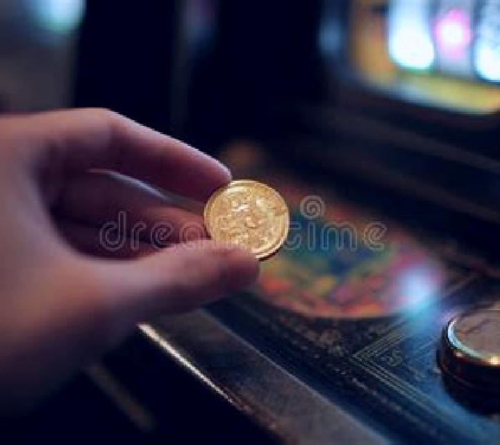 Golden Hand online slot