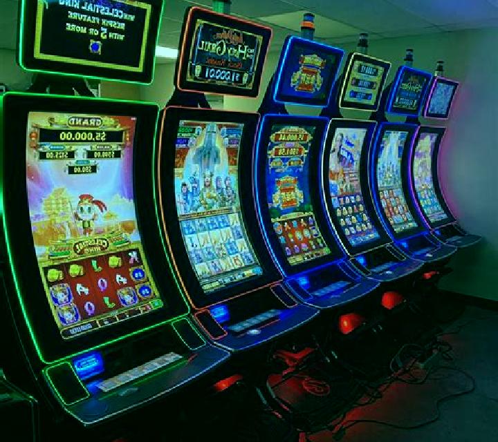 Golden Planet (Cayetano Gaming) slot machine